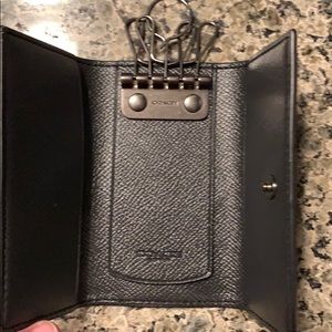 Keys holder black coach